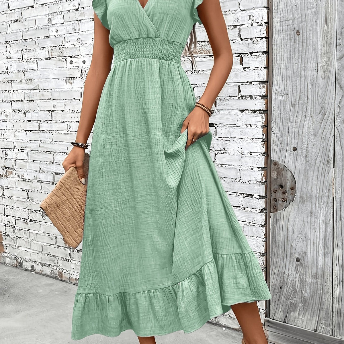 Vanessa - vestito con collo a V