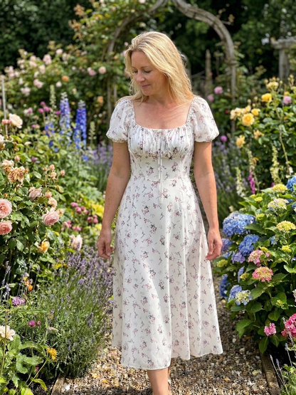 Abito midi con Delicati Fiori di Ciliegio